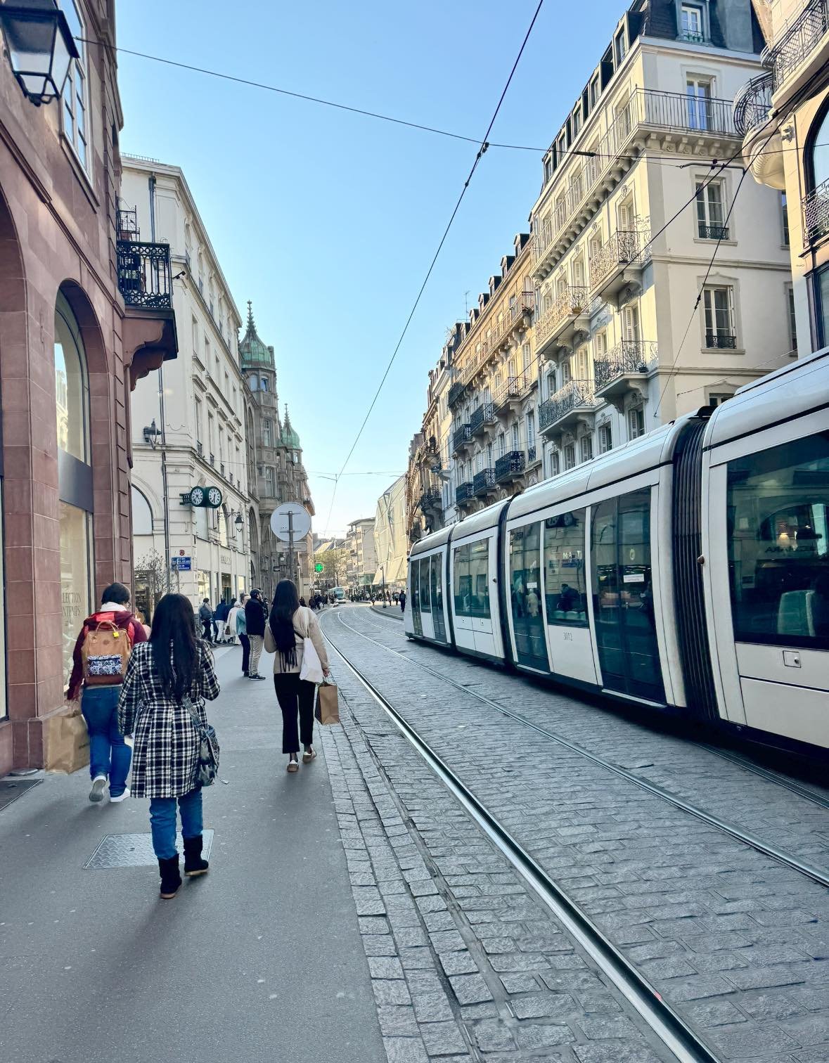 French home and neighborhood scene representing housing and lifestyle in France
