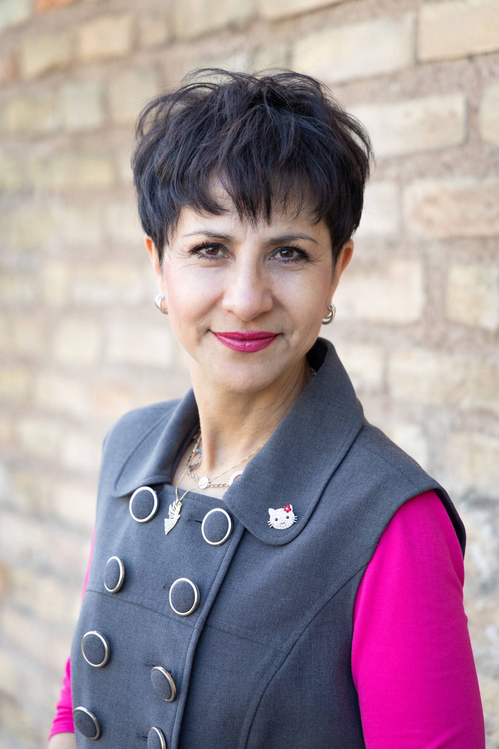 SHOKO on the HomeFrance.eu contact page welcoming English-speaking and international buyers exploring life and property in France